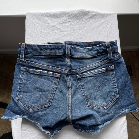 Joe's the ozzie 4 inch cut off shorts, size 24 - Picture 5 of 5